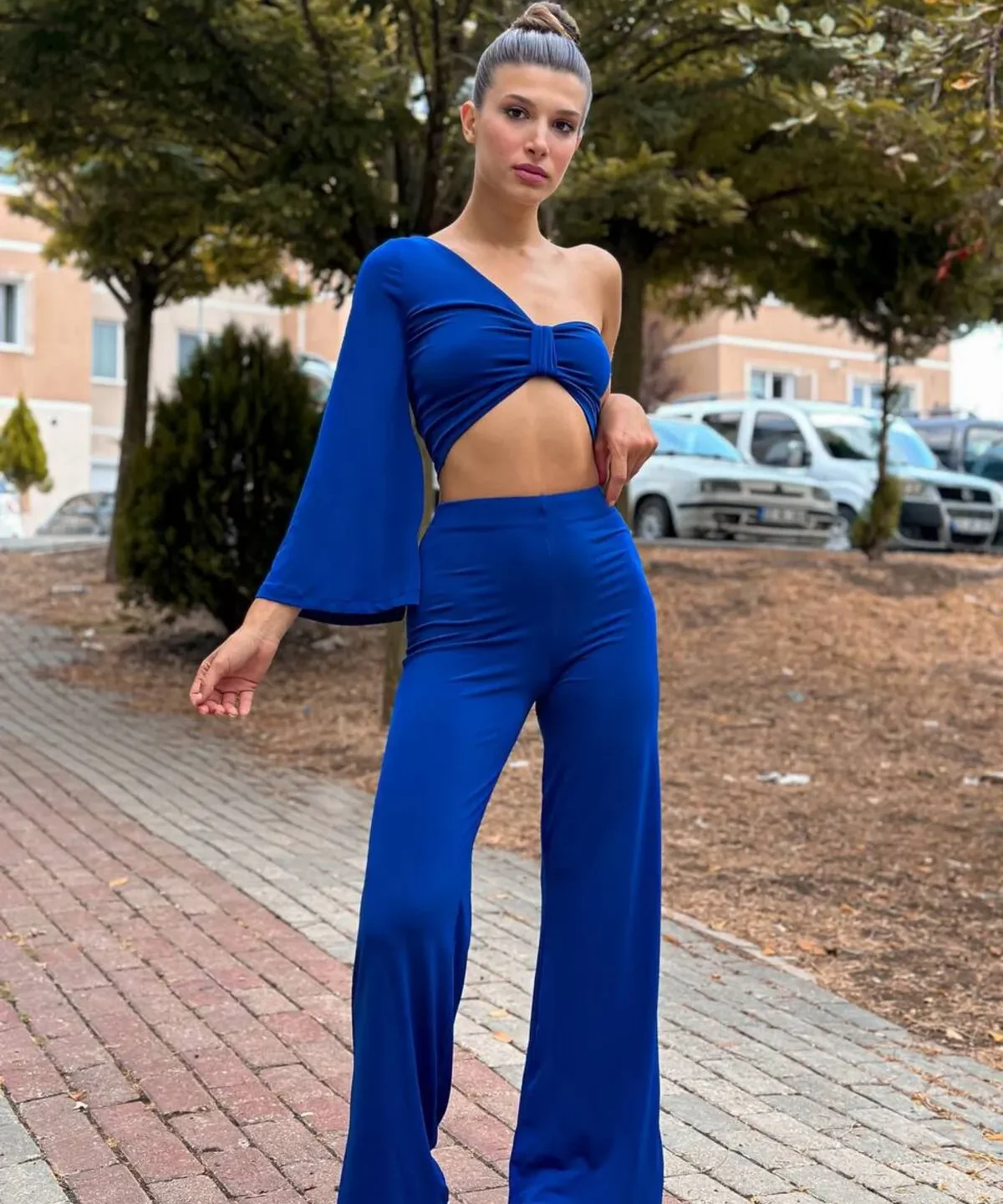 İspanyol Paça - Tek Omuz Mavi Crop Tayt Takım