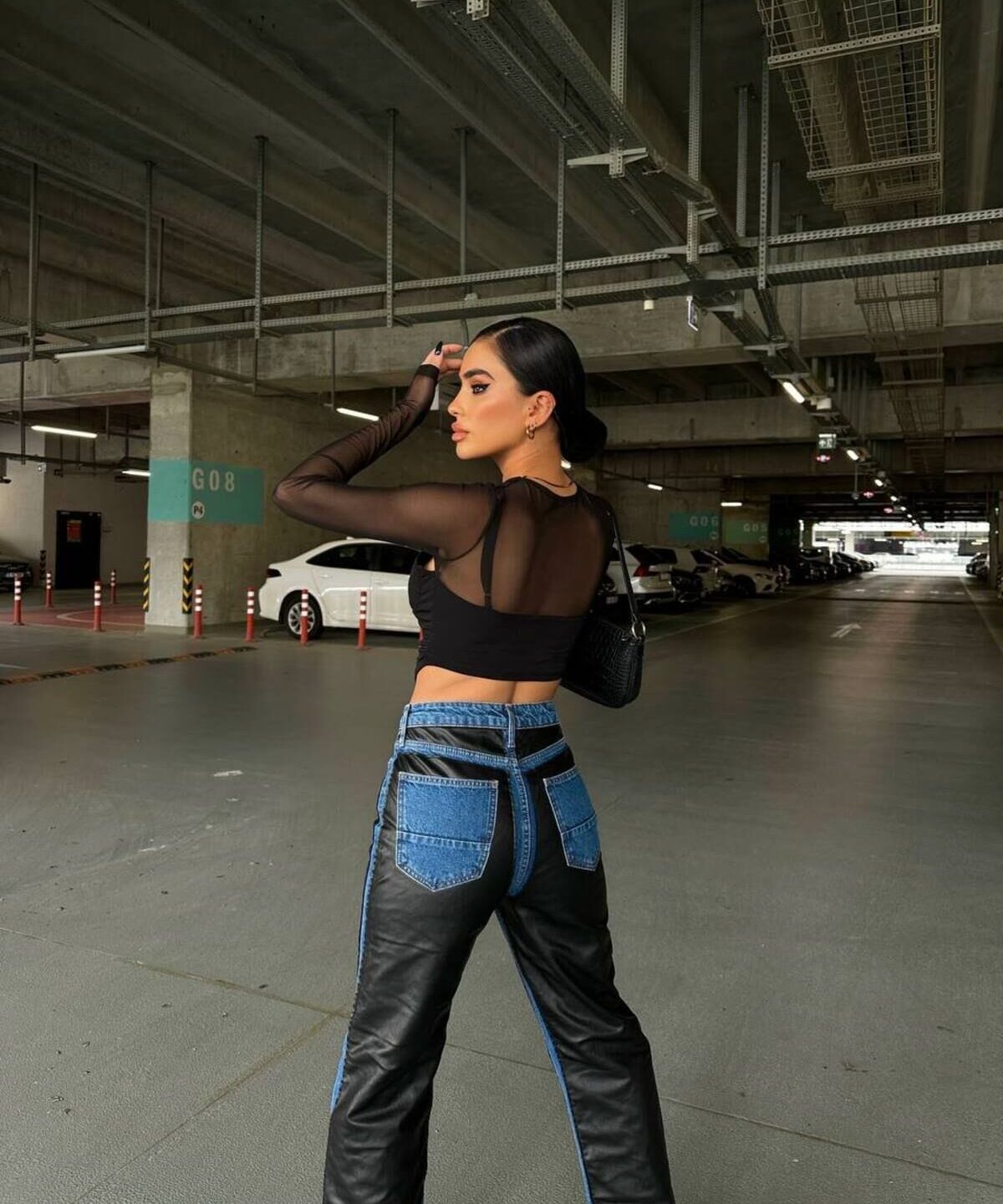 Siyah