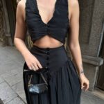 Sedef Kumaş Düğme Detaylı V Yaka Siyah Maksi Boy İkili Takım