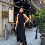 Sırt Detaylı Piliseli Siyah Maxi Boy Elbise Sırt Detaylı Piliseli Siyah Maxi Boy Elbise